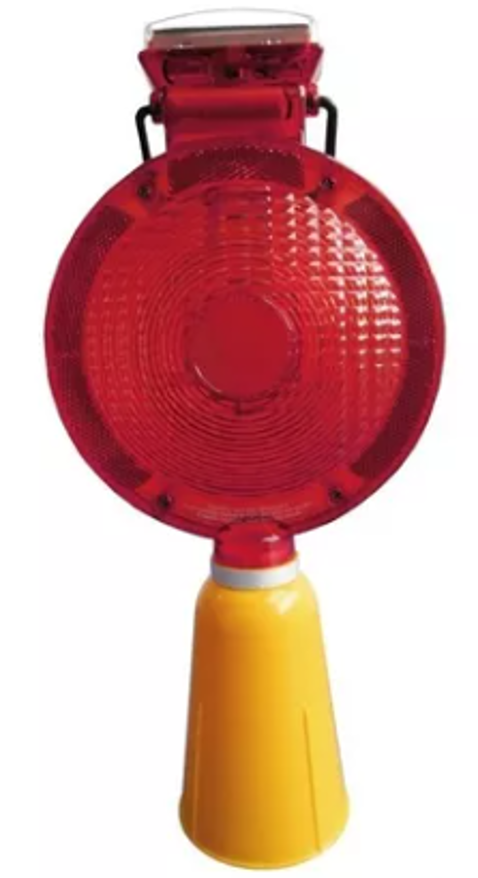 Sistema de carga de baterías y luz solar